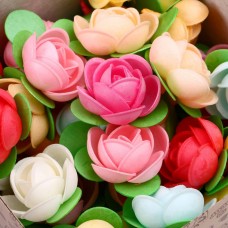 Вафельные цветы "Розы на трилистнике микс" (90шт)